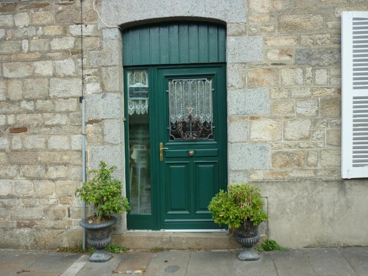 La Maison De Claire Val-Couesnon Kültér fotó
